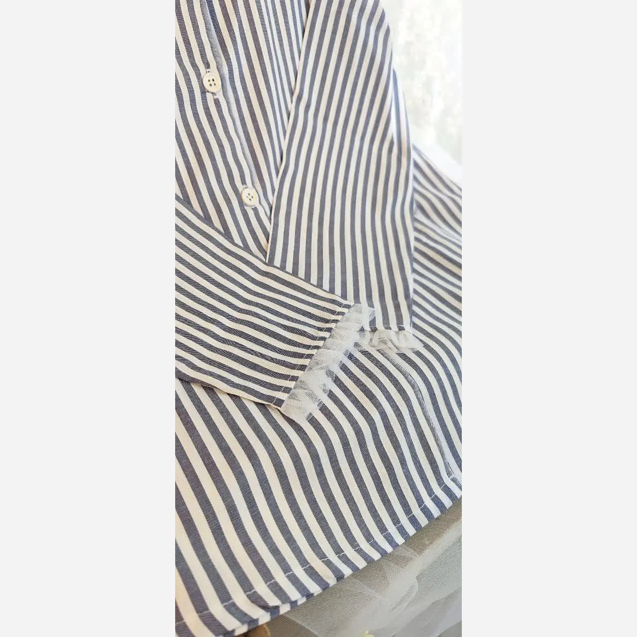 شومیز دخترانه جلو باز دکمه دار نخ ترک مناسب سن 9 تا 14 سال